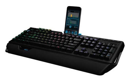 Logitech Orion Gaming-Tastatur mit Smartphone-Halterung